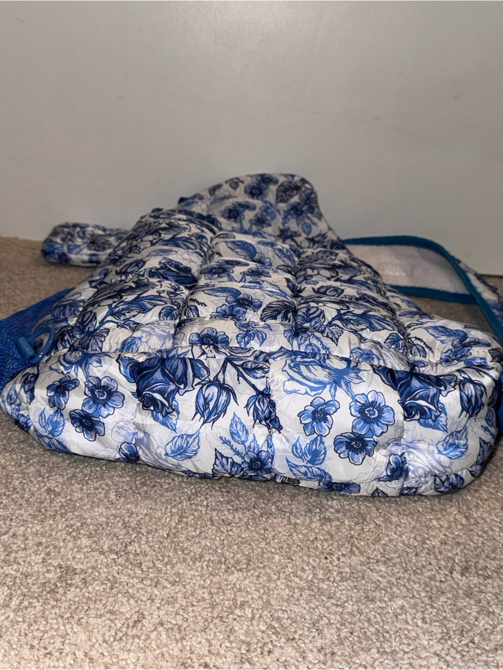 Simply Southern Quilted Crossbody Backpack - Picture 5 of 8